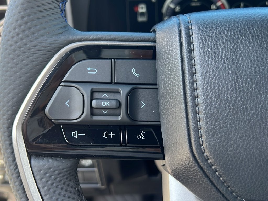 2026 Toyota Tundra i-FORCE MAX Tundra Platinum