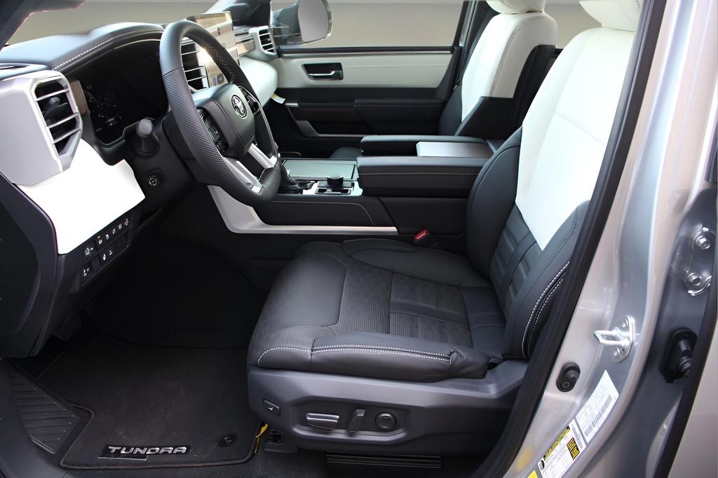 2025 Toyota Tundra Capstone - Photo 12