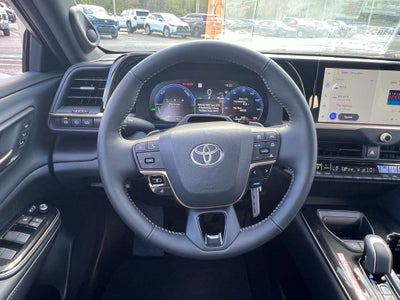 2026 Toyota Toyota Crown Signia Limited