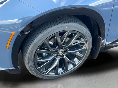 2026 Toyota Toyota Crown Signia Limited