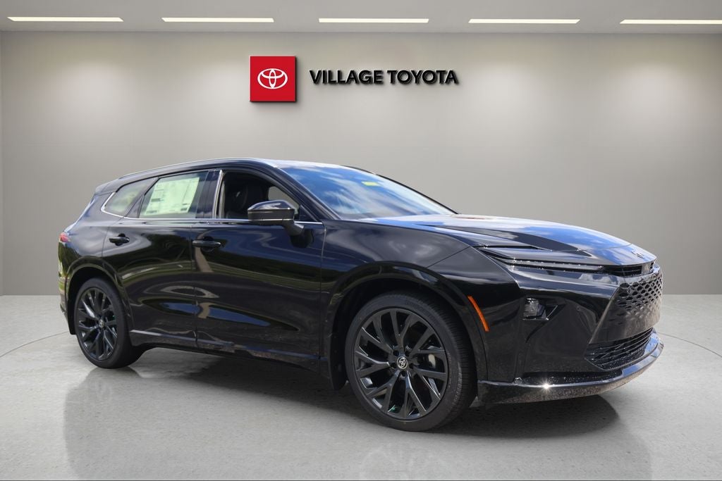 2026 Toyota Toyota Crown Signia Limited