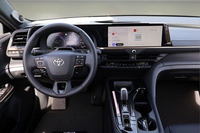 2026 Toyota Toyota Crown Signia Limited