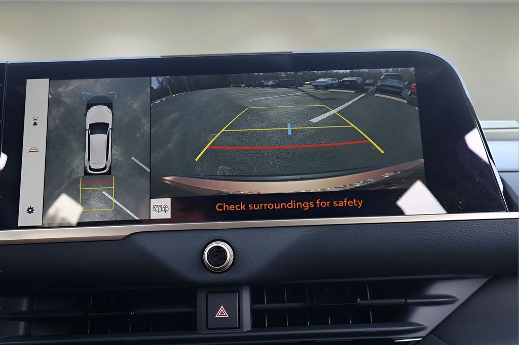 2026 Toyota Toyota Crown Signia Limited