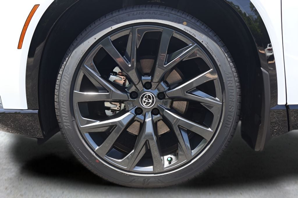 2026 Toyota Toyota Crown Signia Limited