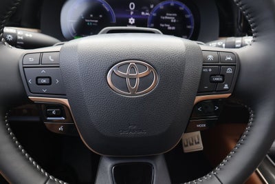 2026 Toyota Toyota Crown Signia Limited