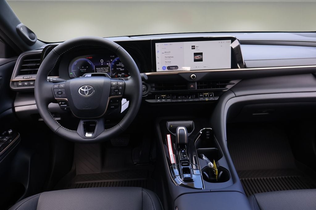 2026 Toyota Toyota Crown Signia Limited
