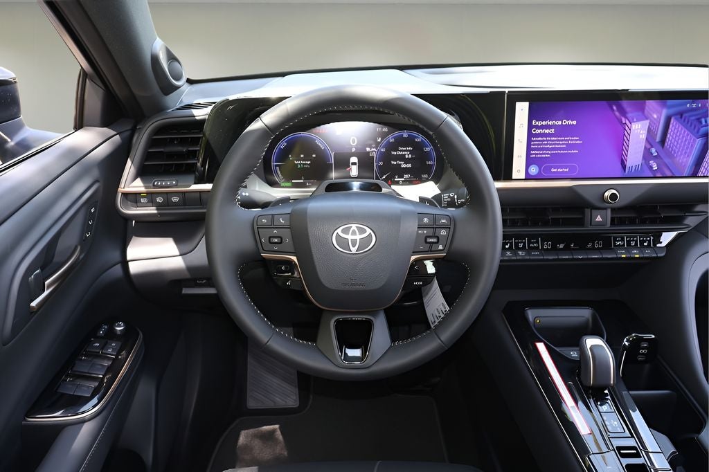 2026 Toyota Toyota Crown Signia Limited