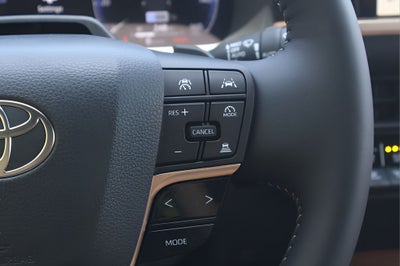 2026 Toyota Toyota Crown Signia Limited