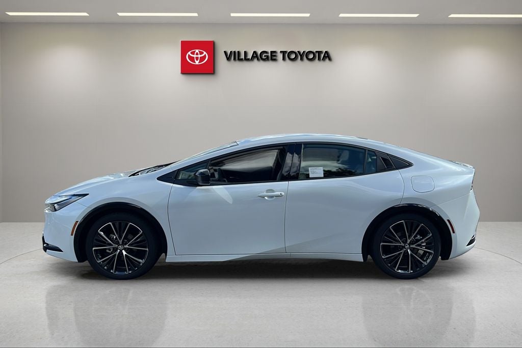 2027 Toyota Prius XLE