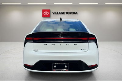 2027 Toyota Prius XLE