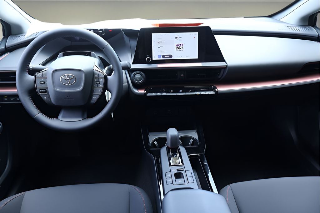 2026 Toyota Prius Plug-in Hybrid SE