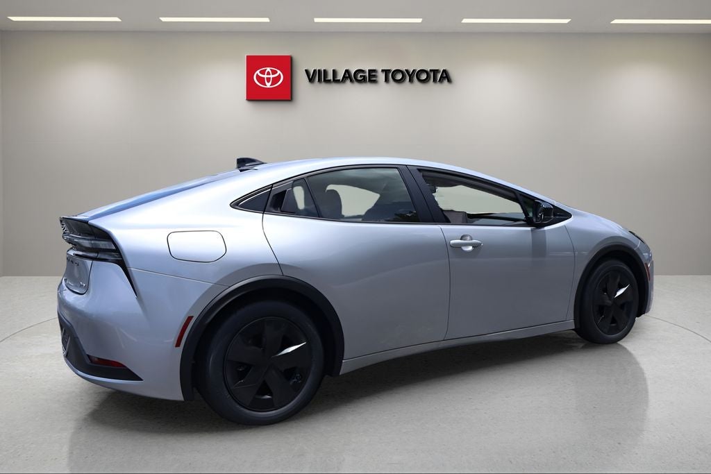 2026 Toyota Prius Plug-in Hybrid SE