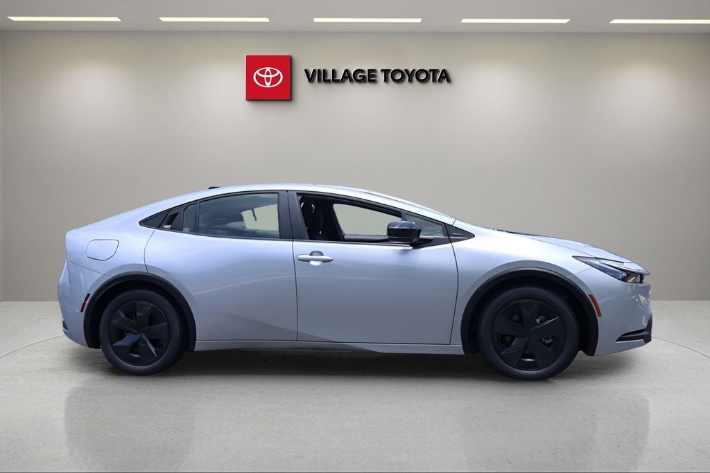 2026 Toyota Prius Plug-in Hybrid SE