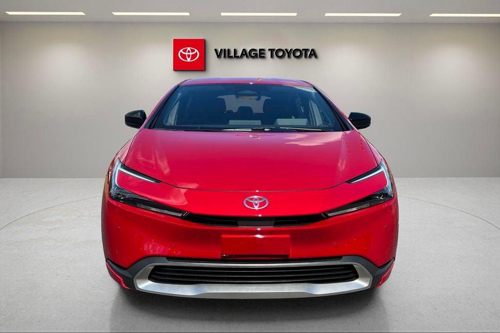 2027 Toyota Prius Plug-in Hybrid SE