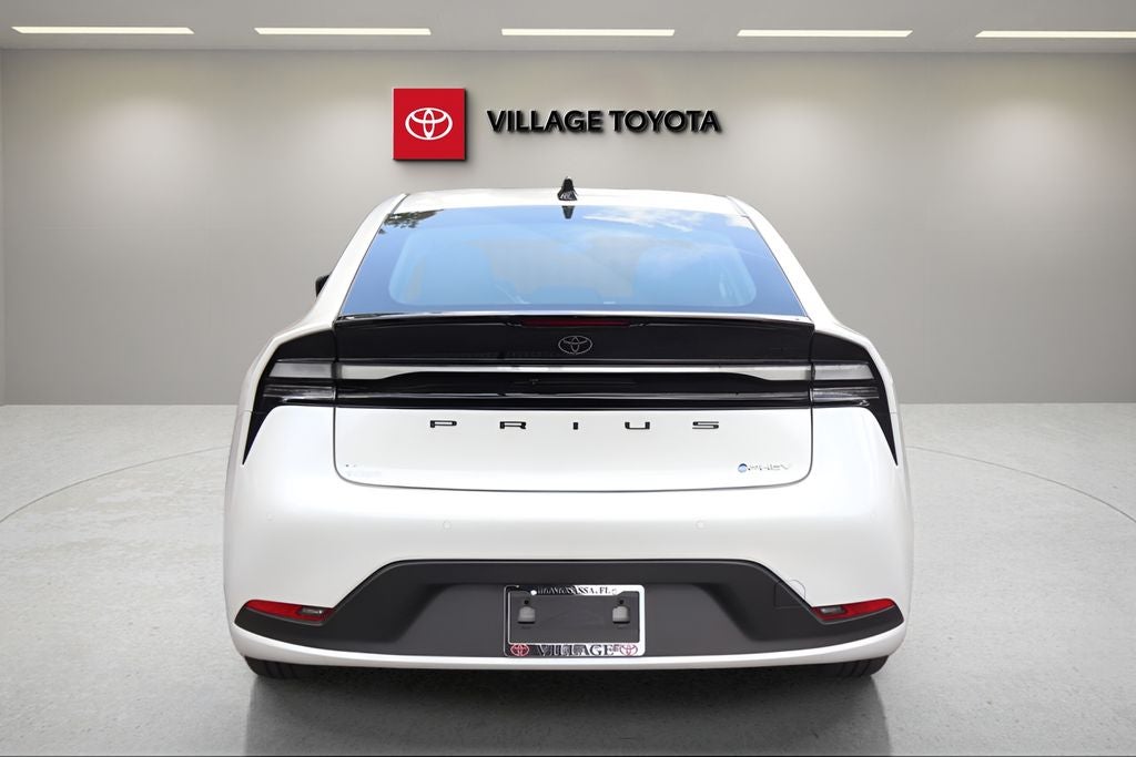 2026 Toyota Prius Plug-in Hybrid SE