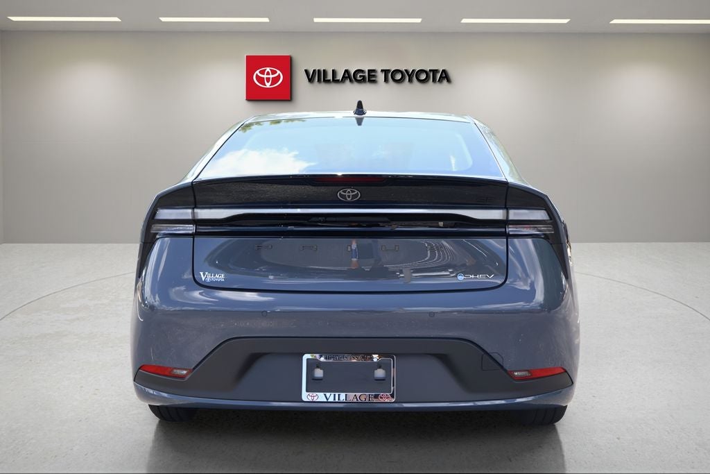 2026 Toyota Prius Plug-in Hybrid SE