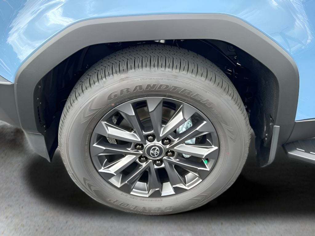 2026 Toyota Land Cruiser Base