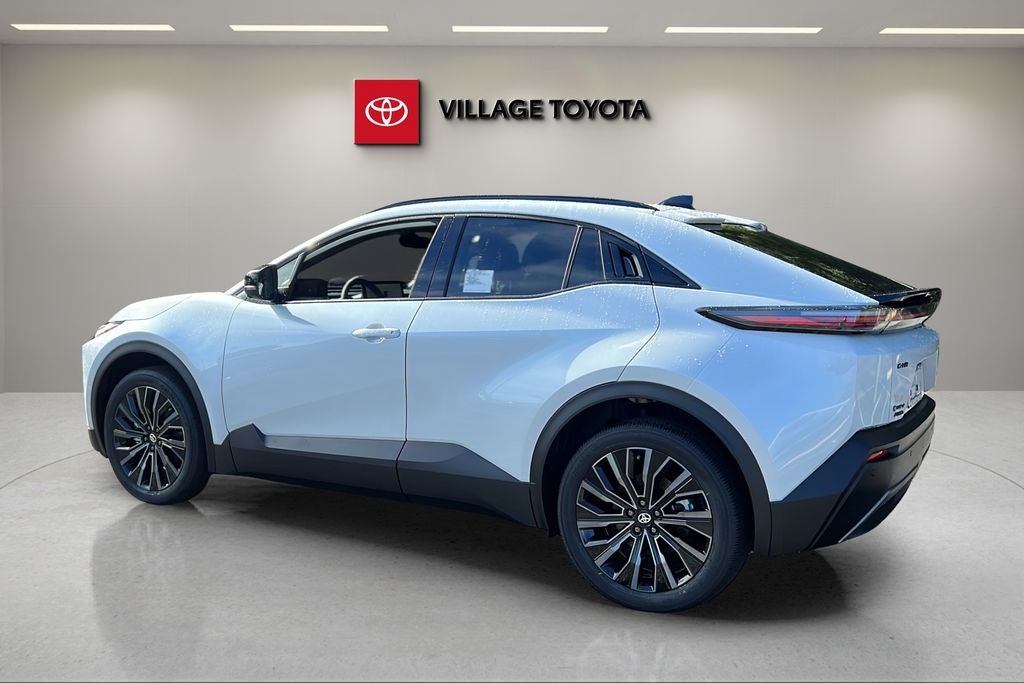 2026 Toyota C-HR XSE