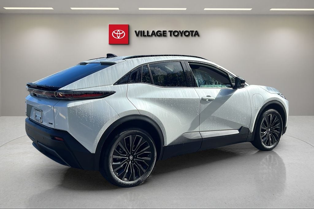 2026 Toyota C-HR XSE