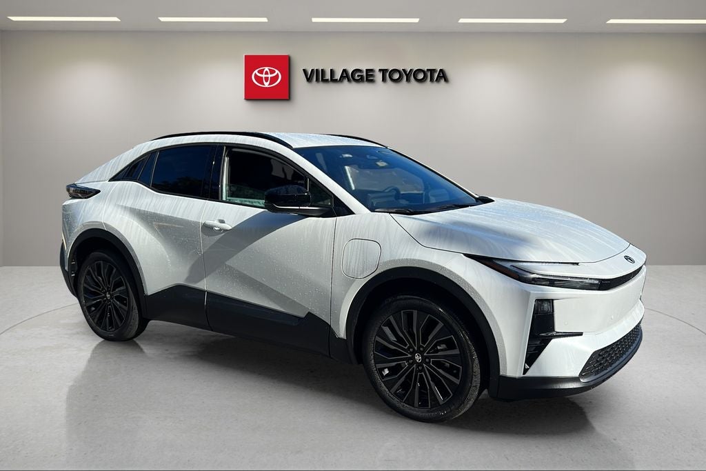 2026 Toyota C-HR XSE