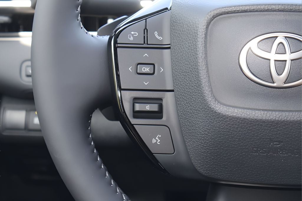 2026 Toyota C-HR XSE
