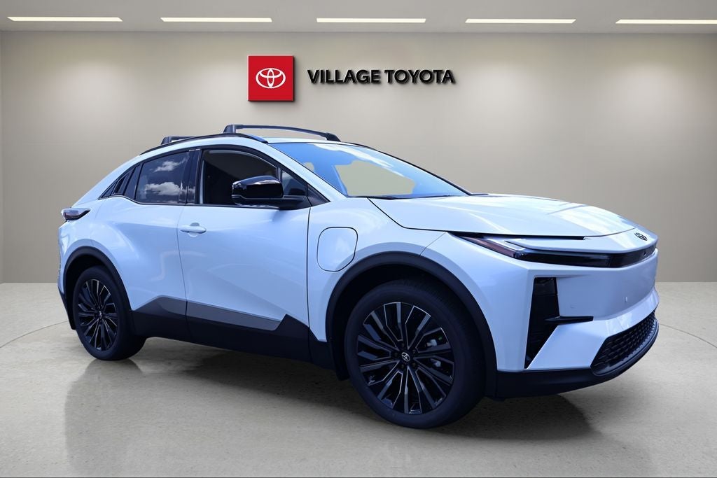 2026 Toyota C-HR XSE