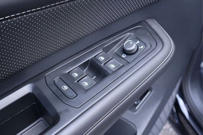 2025 Volkswagen Atlas Cross Sport 2.0T SEL Premium R-Line