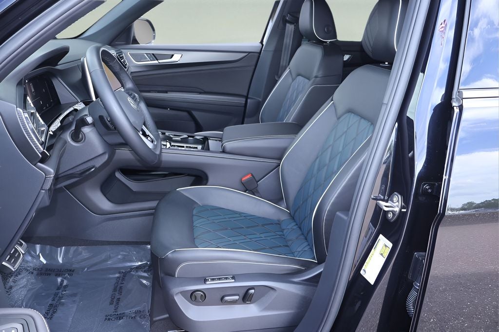 2025 Volkswagen Atlas Cross Sport 2.0T SEL Premium R-Line