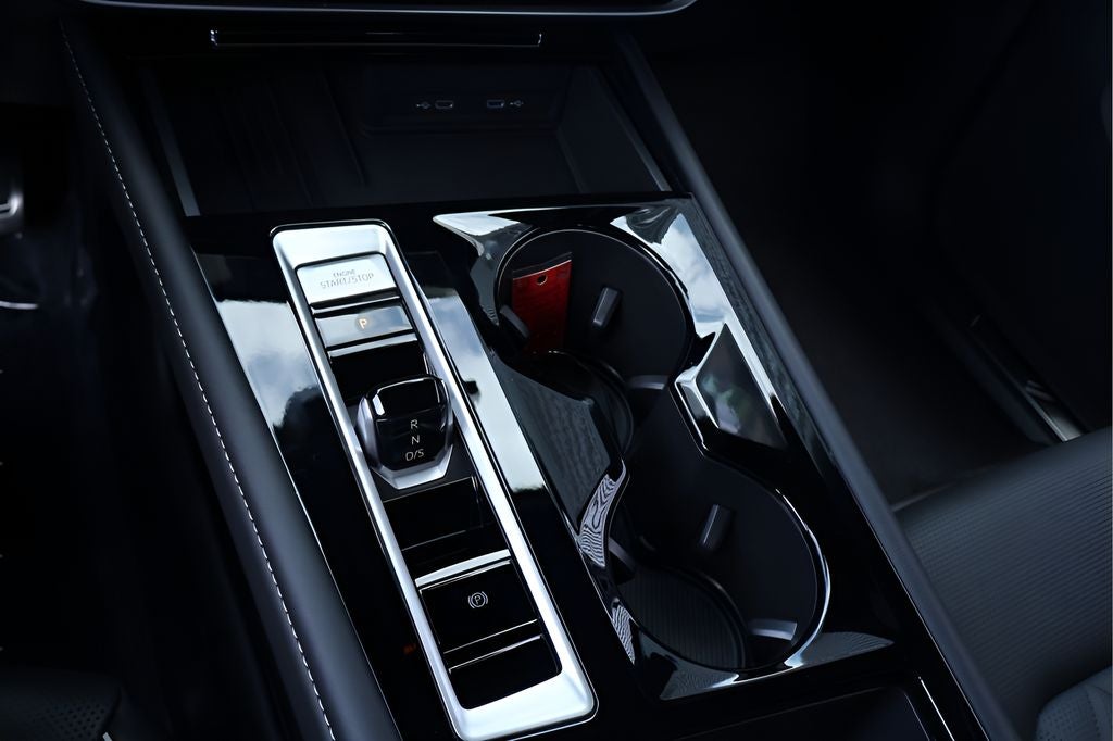 2025 Volkswagen Atlas Cross Sport 2.0T SEL Premium R-Line