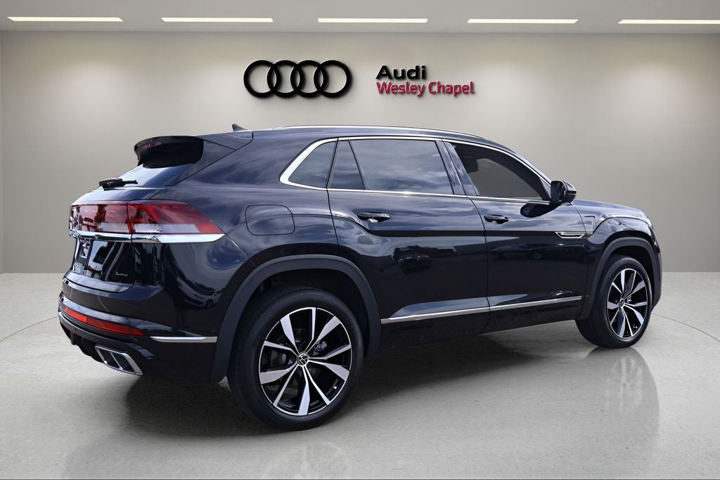 2025 Volkswagen Atlas Cross Sport 2.0T SEL Premium R-Line