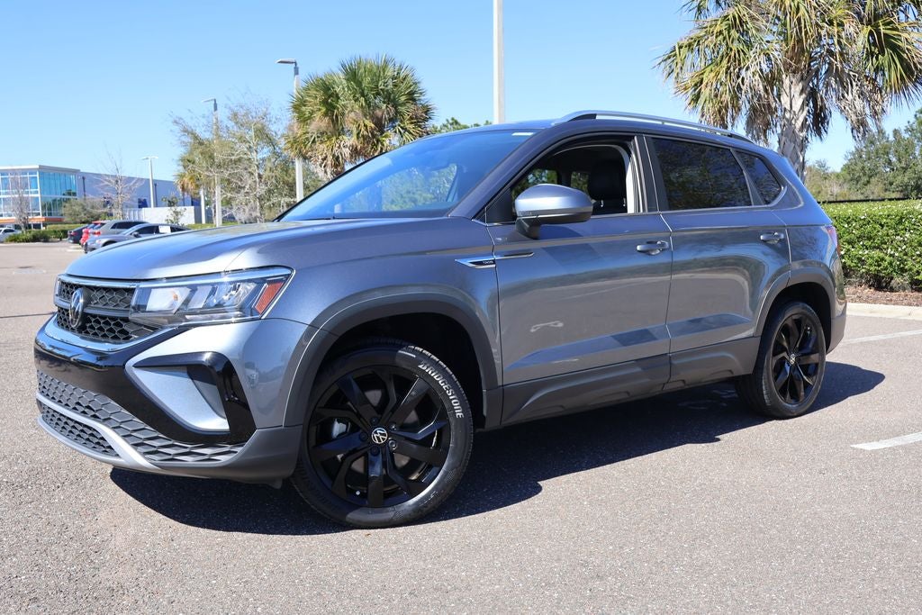 2023 Volkswagen Taos 1.5T SE