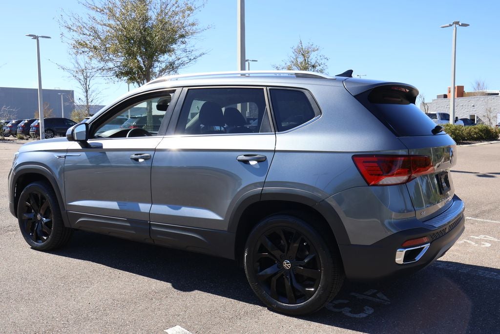 2023 Volkswagen Taos 1.5T SE