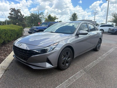 2022 Hyundai Elantra SEL