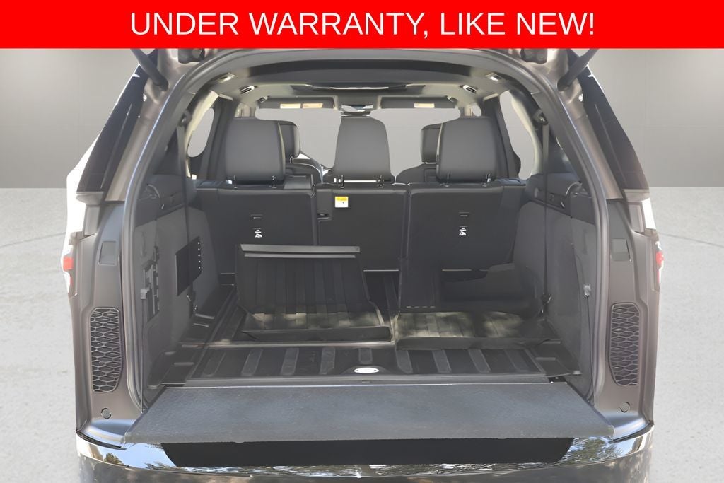 2025 Land Rover Discovery Dynamic SE
