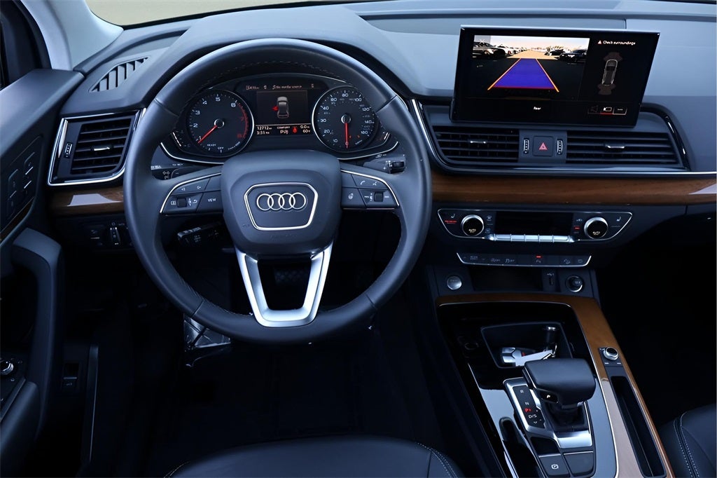 2023 Audi Q5 40 Premium quattro