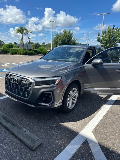 2025 Audi Q7 45 Premium quattro