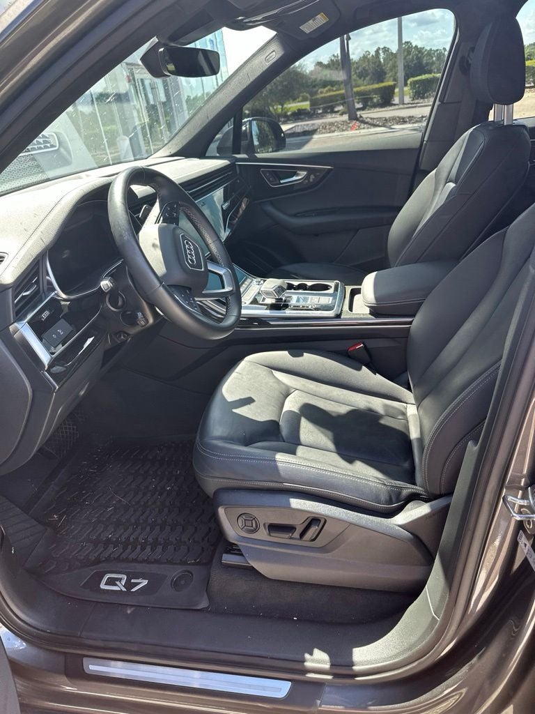 2025 Audi Q7 45 Premium quattro