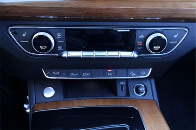 2023 Audi Q5 45 S line Premium Plus quattro