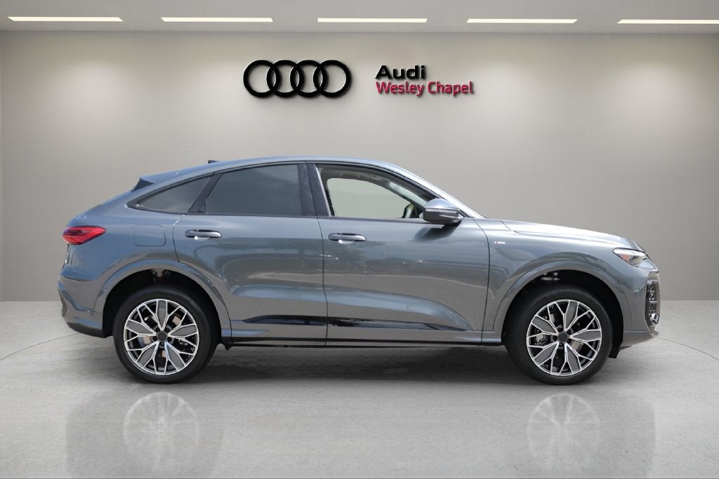2026 Audi Q5 2.0T Premium Plus quattro