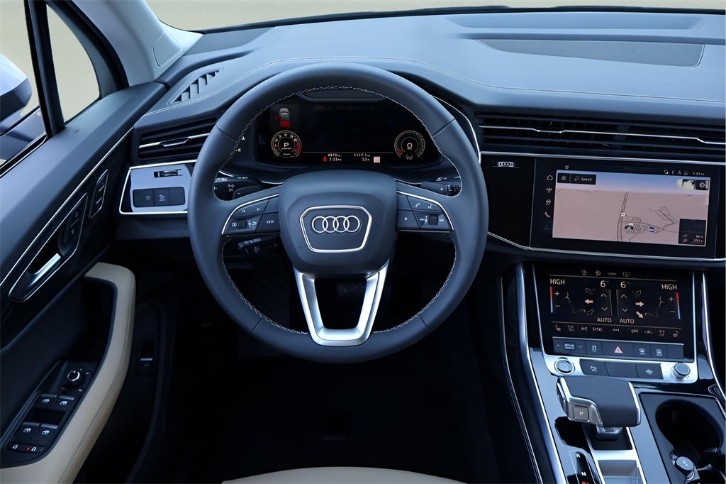 2025 Audi Q7 45 Premium Plus quattro