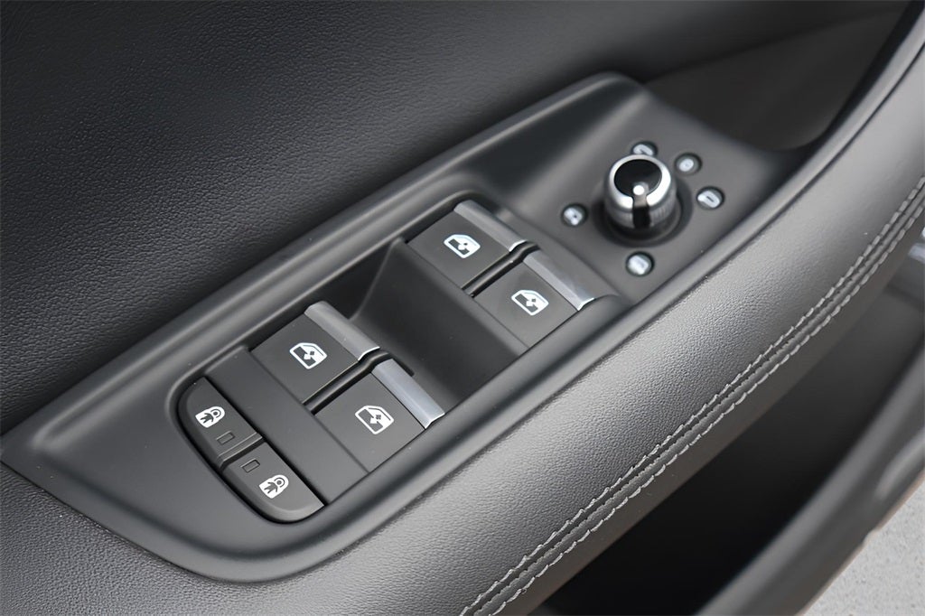 2023 Audi Q7 45 Premium Plus quattro