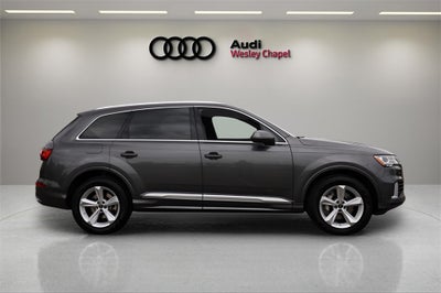 2023 Audi Q7 45 Premium Plus quattro