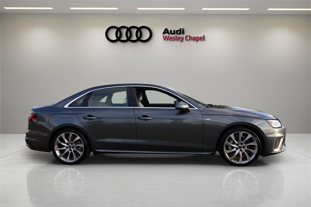 2023 Audi A4 45 S line Premium Plus quattro