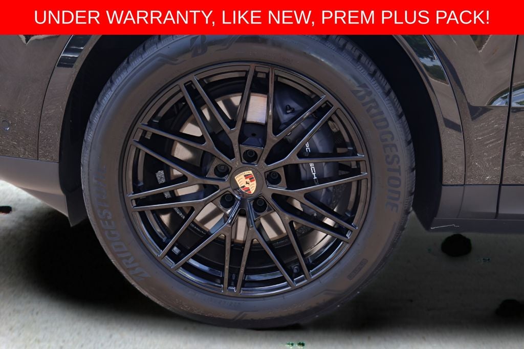 2026 Porsche Cayenne Coupe Base