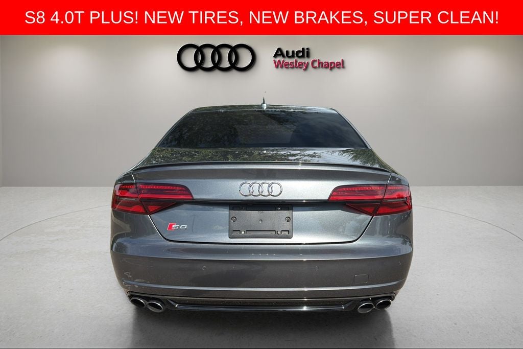 2017 Audi S8 4.0T Plus quattro