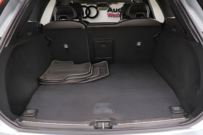 2018 Volvo XC60 Hybrid T8 R-Design