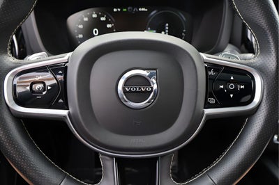 2018 Volvo XC60 Hybrid T8 R-Design