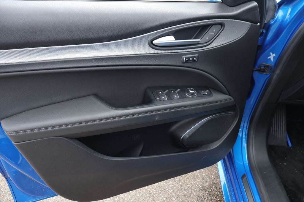 2022 Alfa Romeo Stelvio Veloce