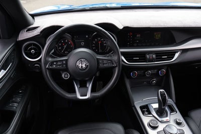 2022 Alfa Romeo Stelvio Veloce