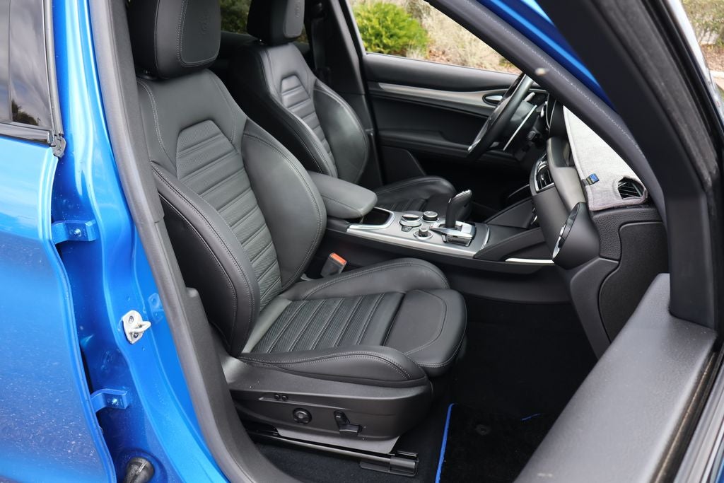 2022 Alfa Romeo Stelvio Veloce